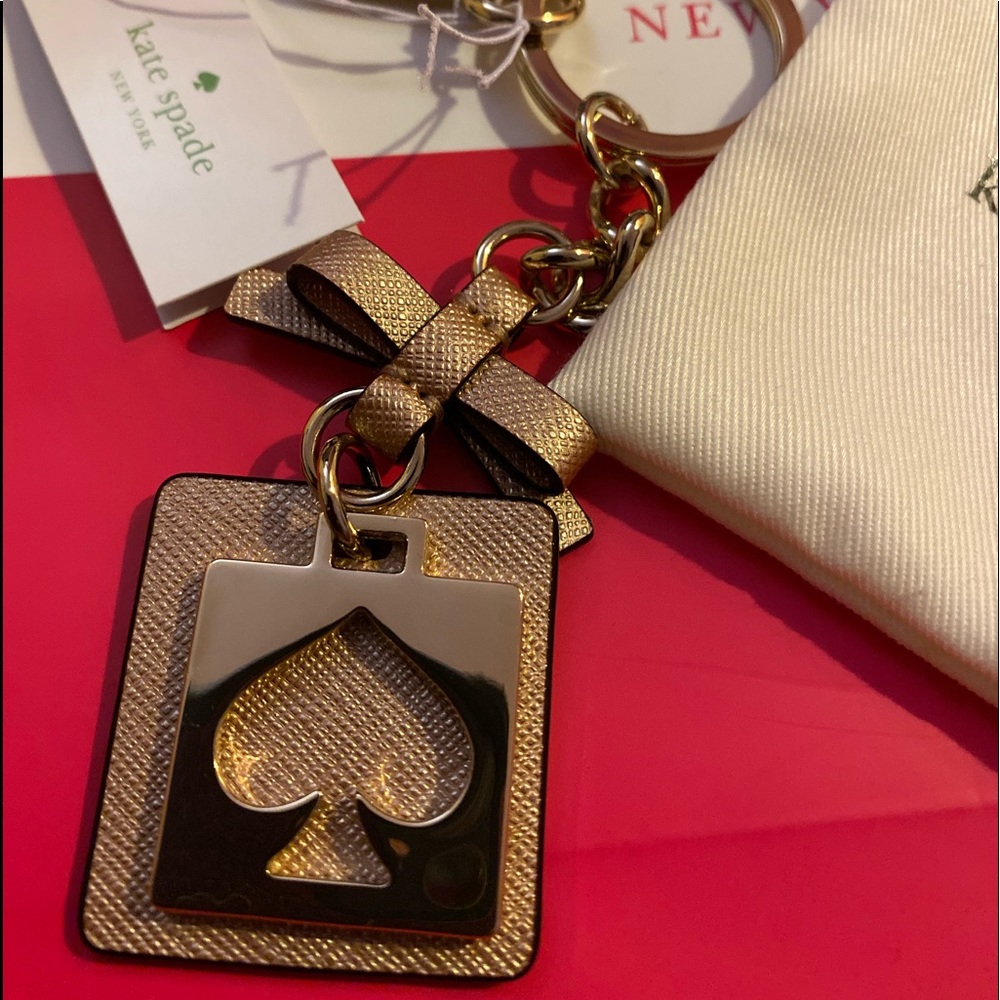 🎉 SOLD 🆕 kate spade ♠️ Cutout Spade Keychain